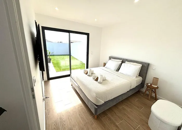 La Perle Bleue - La Rochelle Ile De Re - Piscine Chauffee