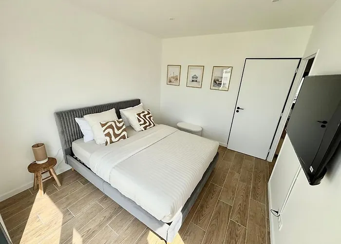 La Perle Bleue - La Rochelle Ile De Re - Piscine Chauffee