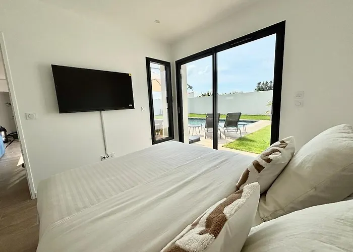 Villa La Perle Bleue - La Rochelle Ile De Re - Piscine Chauffee La Jarne