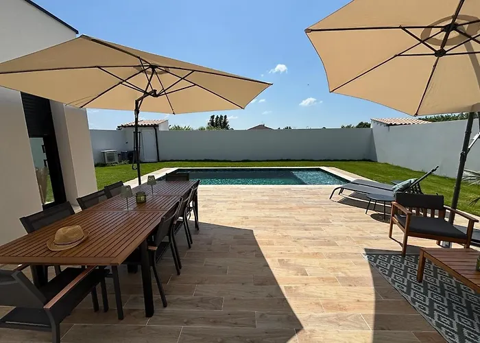 La Perle Bleue - La Rochelle Ile De Re - Piscine Chauffee Villa La Jarne